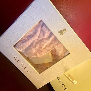 COPY - Gucci pink and white baby girl 0 to 3 months three piece set